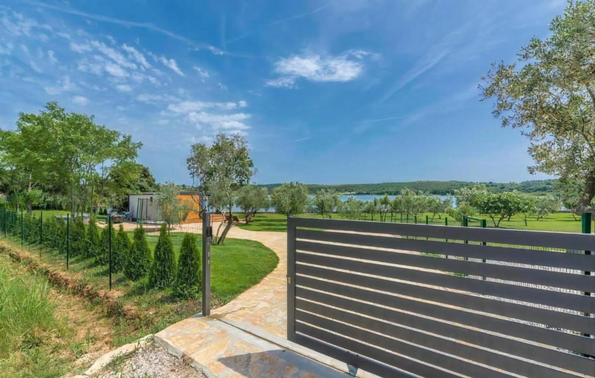 Strandhaus Ive Mit Whirlpool Und Schwimmbad Ferienhaus *