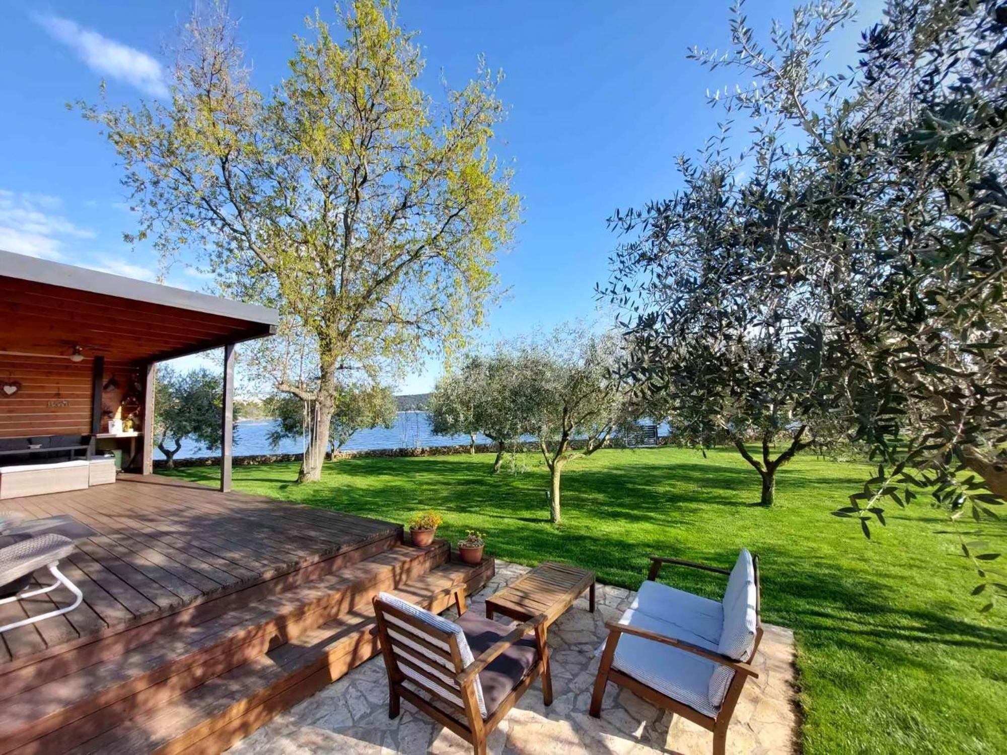 Strandhaus Ive Mit Whirlpool Und Schwimmbad * Pula